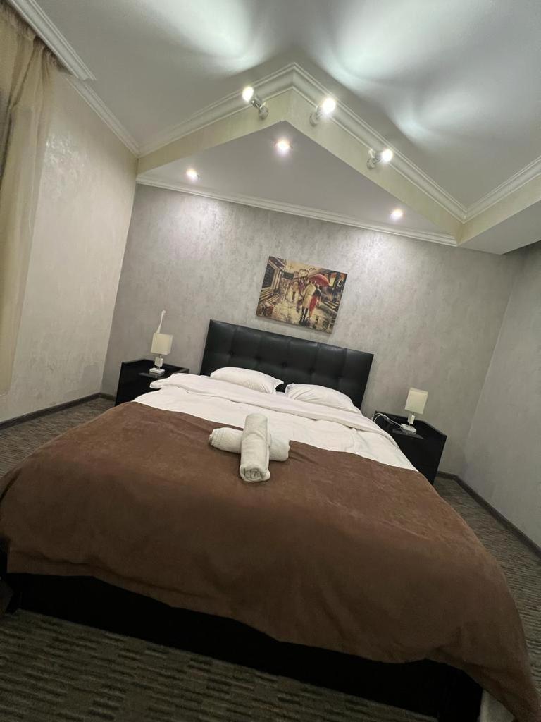 טביליסי Elno Hotel מראה חיצוני תמונה