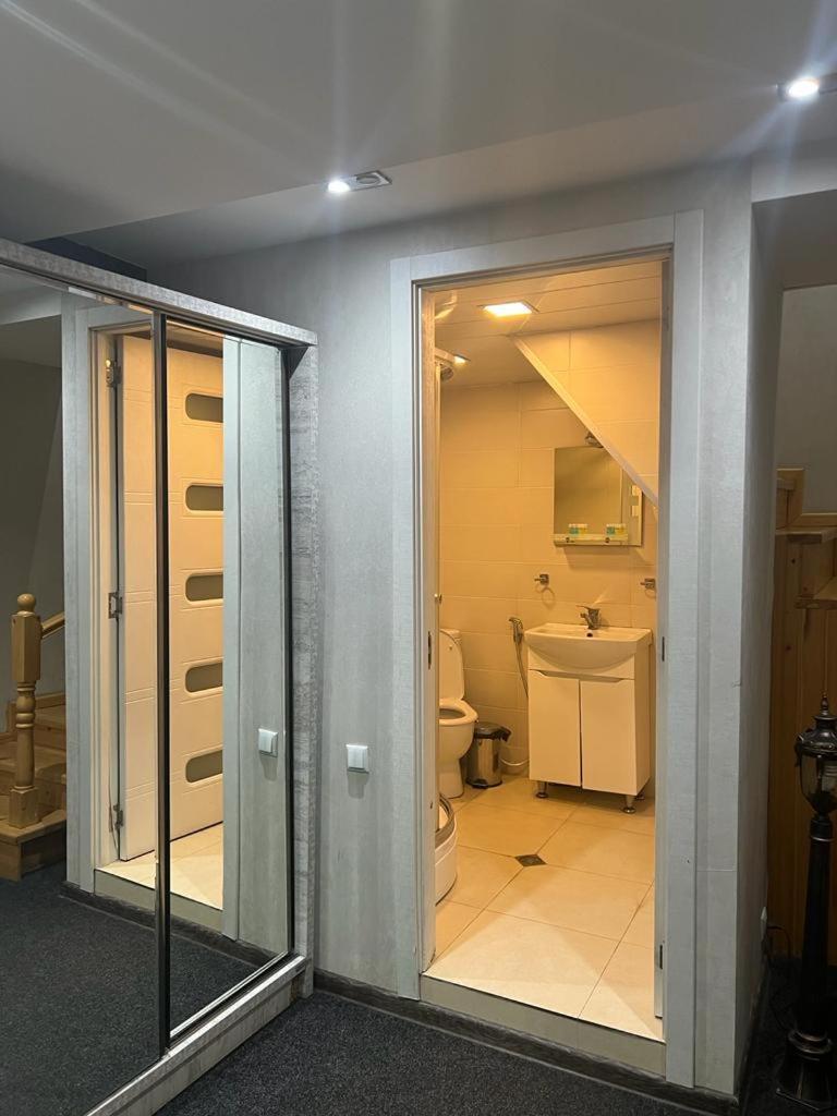 טביליסי Elno Hotel חדר תמונה