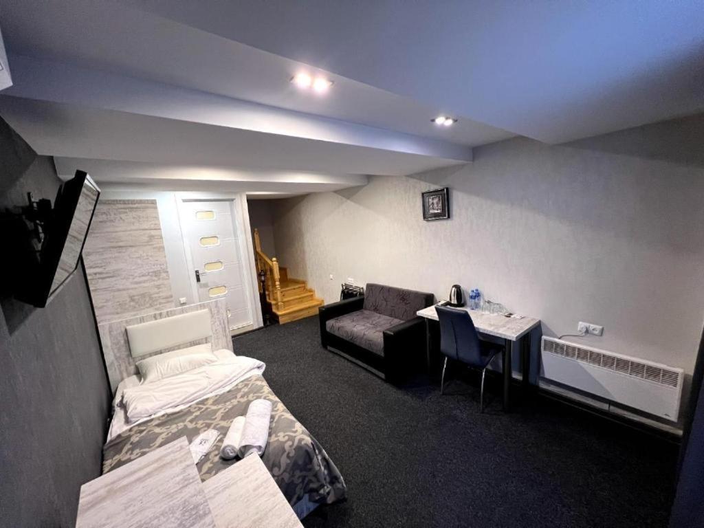 טביליסי Elno Hotel מראה חיצוני תמונה