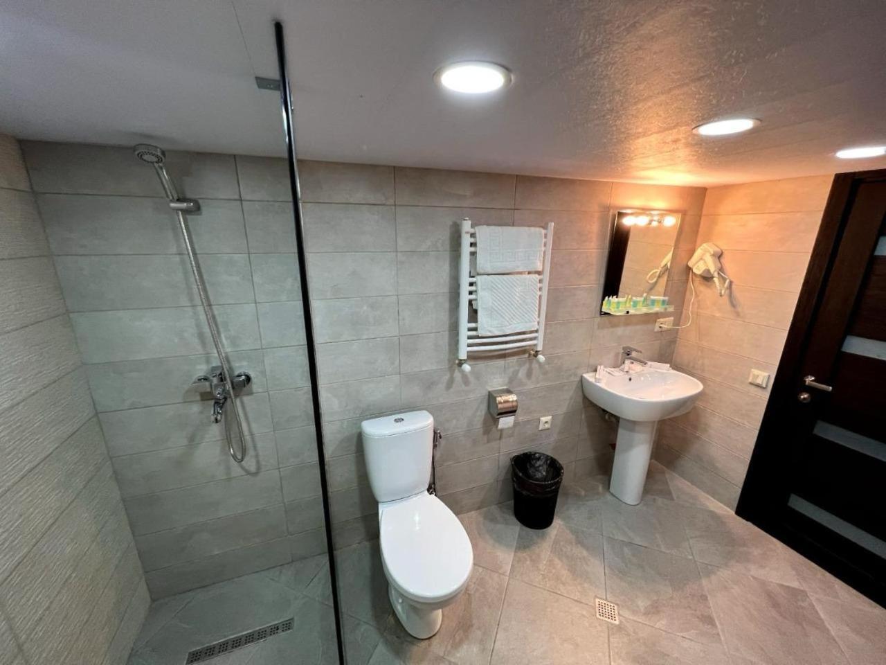 טביליסי Elno Hotel מראה חיצוני תמונה